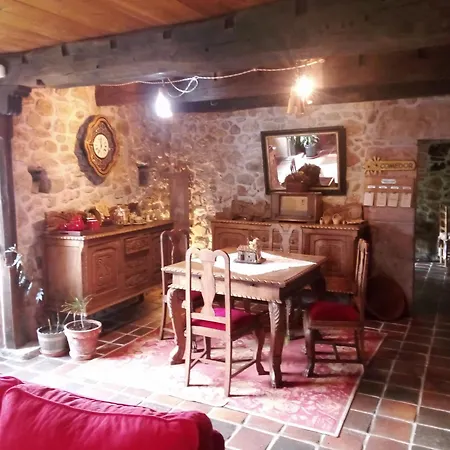Kır Evi La Portiella Del Llosu Pandiello